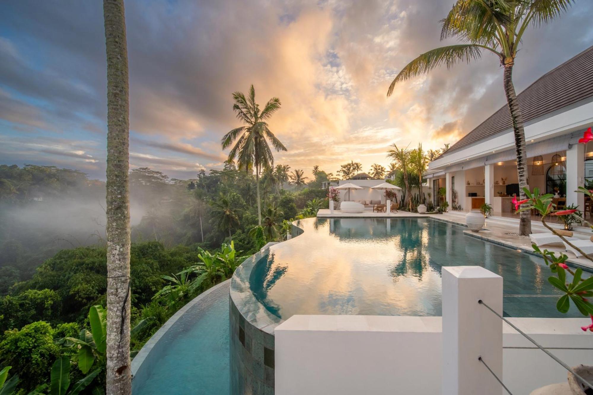 Villa Serenity,